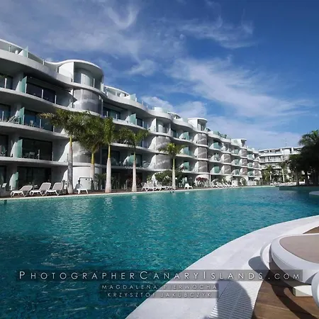 Il Sofisticato - Luxury Swimming Pool View Apartment *
