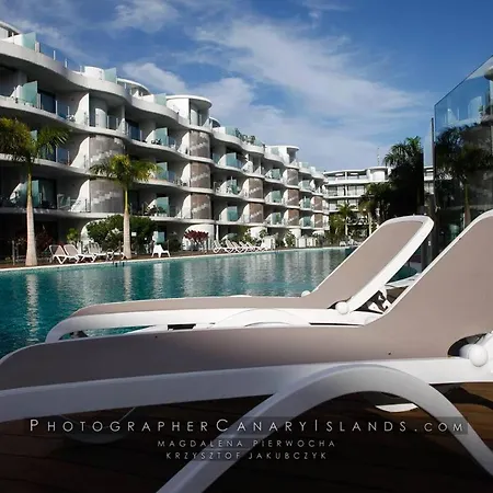 Il Sofisticato - Luxury Swimming Pool View Apartment