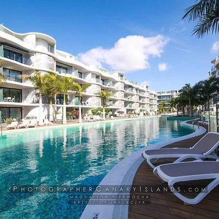 Il Sofisticato - Luxury Swimming Pool View Apartment *
