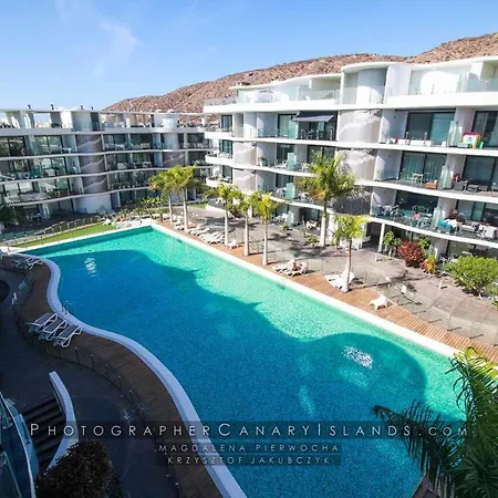 Il Sofisticato - Luxury Swimming Pool View Apartment