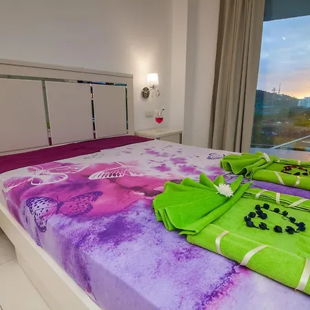 Apartment Il Sofisticato - Luxury Swimming Pool View